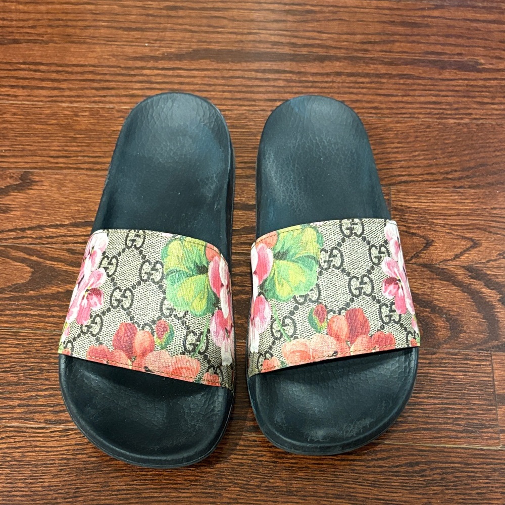 Gucci Floral Slide Sandals with Logo